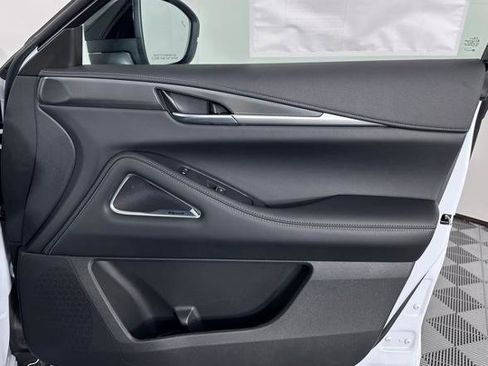 Certified 2026 INFINITI QX60 Luxe w/ Family Package image 29