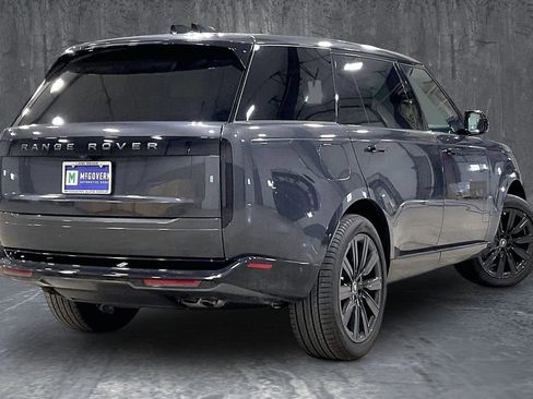 Used 2025 Land Rover Range Rover Long Wheelbase SE AWD/4WD image 6