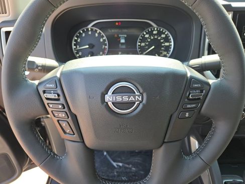 New 2025 Nissan Frontier SV w/ SV Convenience Package RWD image 10