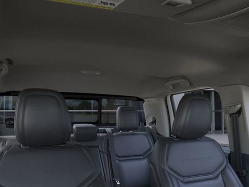 New 2026 Ford Maverick Lariat image 12