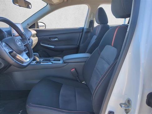 Used 2025 Nissan Sentra SR image 16