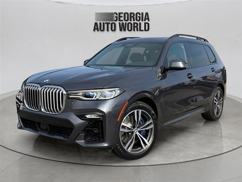 Used 2019 BMW X7 xDrive50i w/ M Sport Package image 10