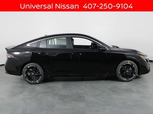 New 2026 Nissan Sentra SR w/ SR Premium Package FWD image 11