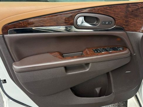 Used 2015 Buick Enclave Leather FWD image 44