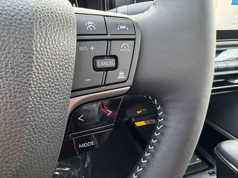 Certified 2026 Toyota Camry SE AWD/4WD image 27