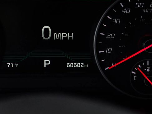 Used 2020 Kia Stinger GT2 image 28