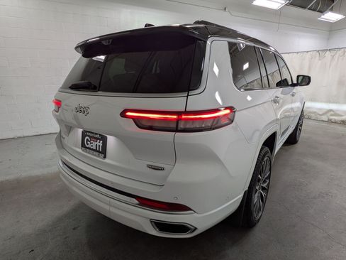 Used 2024 Jeep Grand Cherokee L Summit AWD/4WD image 7