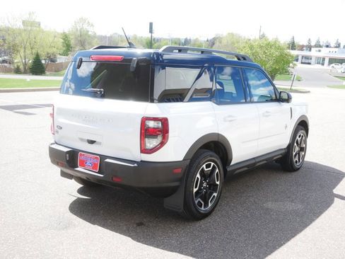 Certified 2024 Ford Bronco Sport Outer Banks w/ Tech Package AWD/4WD image 5