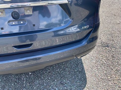 Used 2015 Nissan Rogue S AWD/4WD image 3