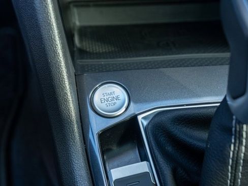 Used 2024 Volkswagen Tiguan SEL R-Line image 21