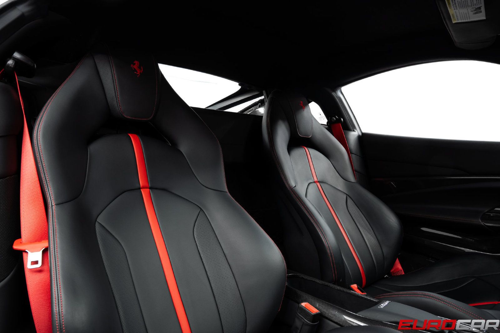 Used 2021 Ferrari F8 Tributo RWD image 41