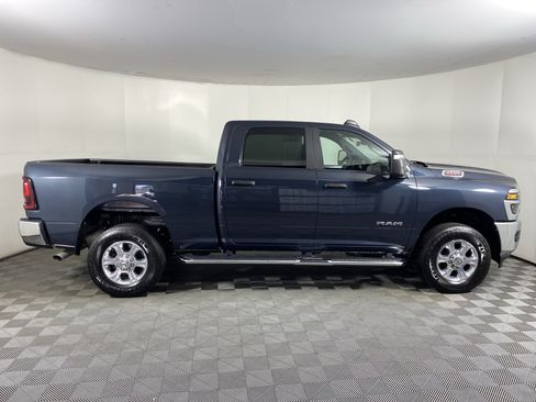 Used 2026 RAM 2500 Big Horn AWD/4WD image 6