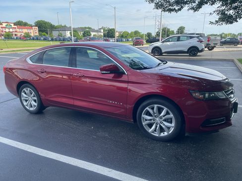 Used 2019 Chevrolet Impala LT w/ LT Convenience Package FWD image 2