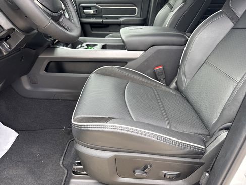 New 2026 RAM 2500 Laramie w/ Night Edition AWD/4WD image 8