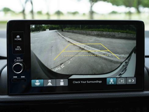 Used 2024 Honda CR-V Sport Touring image 30