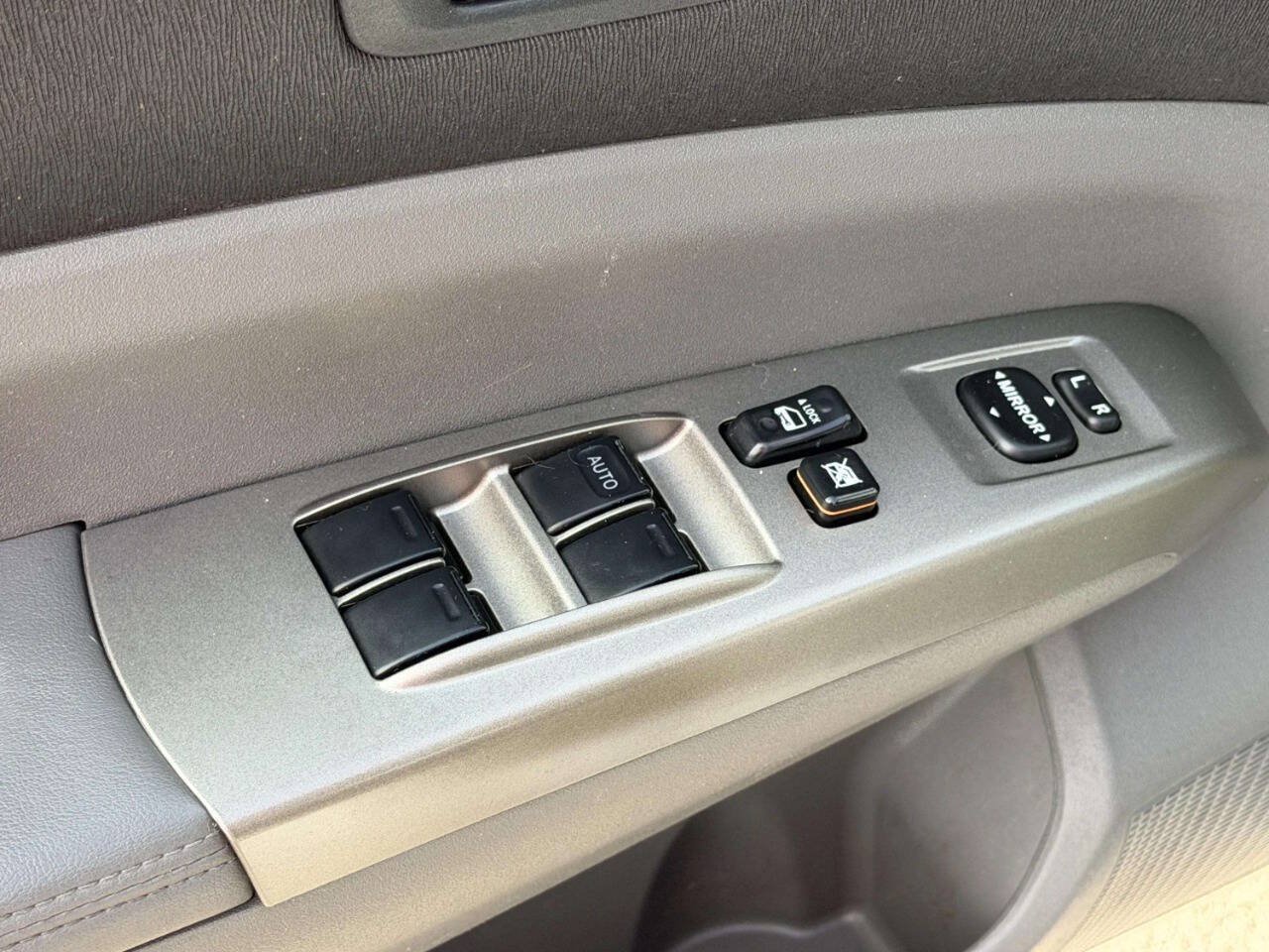 Used 2008 Toyota Prius FWD image 17