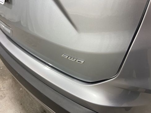 Used 2024 Ford Edge SEL image 16