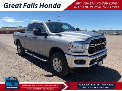 Used 2024 RAM 2500 Big Horn w/ Bed Utility Group AWD/4WD image 1