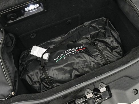 Used 2023 Lamborghini Huracan Tecnica image 26