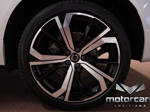 Used 2023 Volvo XC60 B5 Ultimate w/ Protection Package Premier FWD image 20