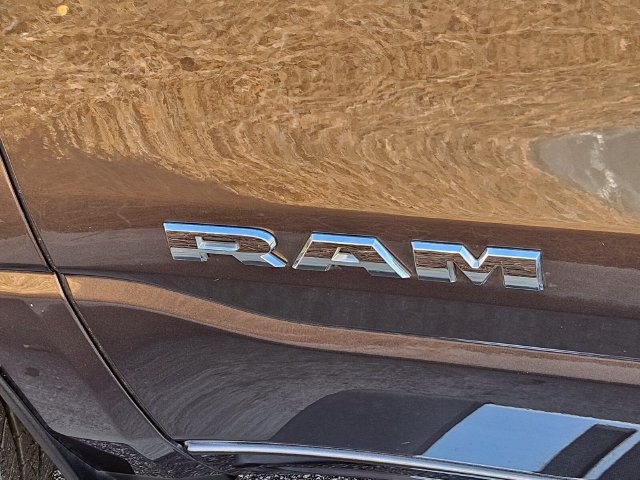 Used 2022 RAM 1500 Big Horn AWD/4WD image 12