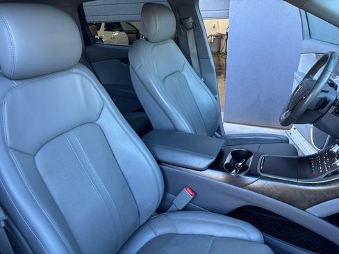 Used 2019 Lincoln Nautilus Reserve image 19