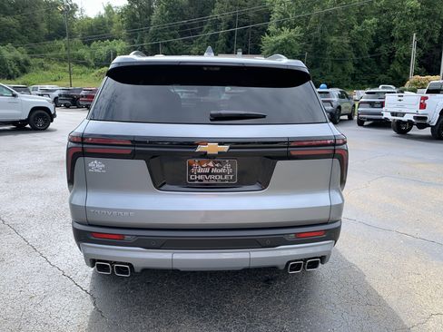 New 2026 Chevrolet Traverse LT w/ Driver Confidence Package image 3