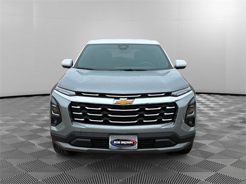 New 2026 Chevrolet Equinox LT w/ Convenience Package II image 8