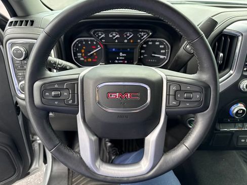 Used 2022 GMC Sierra 1500 Elevation AWD/4WD image 18