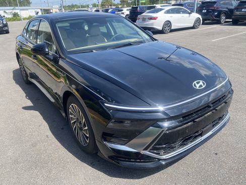 New 2025 Hyundai Sonata Limited image 5