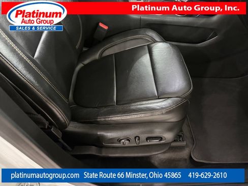 Used 2020 Chevrolet Traverse RS w/ LPO, Floor Liner Package AWD/4WD image 44