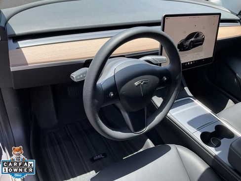 Used 2023 Tesla Model 3 Standard Range RWD image 23