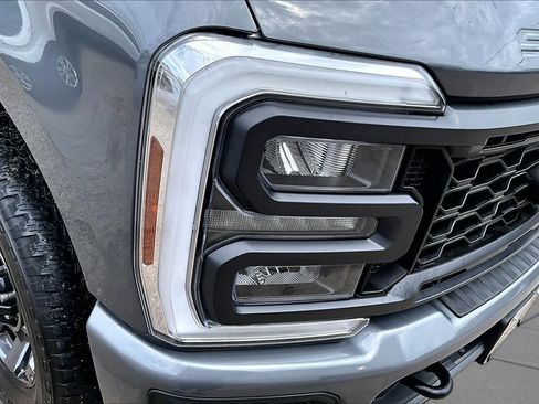 Certified 2024 Ford F250 Lariat w/ Lariat Ultimate Package AWD/4WD image 27