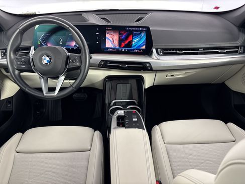Used 2026 BMW X1 xDrive28i w/ Technology Package AWD/4WD image 16