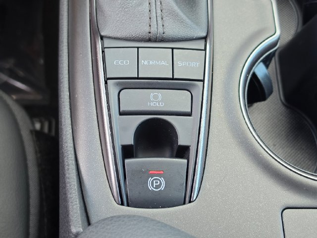 Used 2024 Toyota Camry SE w/ Cold Weather Package AWD/4WD image 26