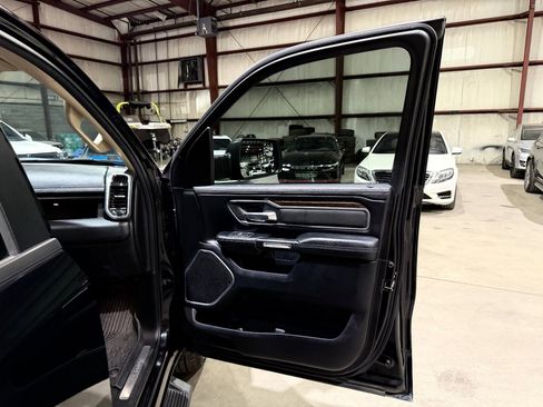 Used 2020 RAM 1500 Laramie AWD/4WD image 24