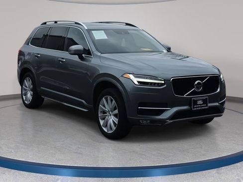 Used 2016 Volvo XC90 T6 Momentum w/ Protection Package Plus image 4