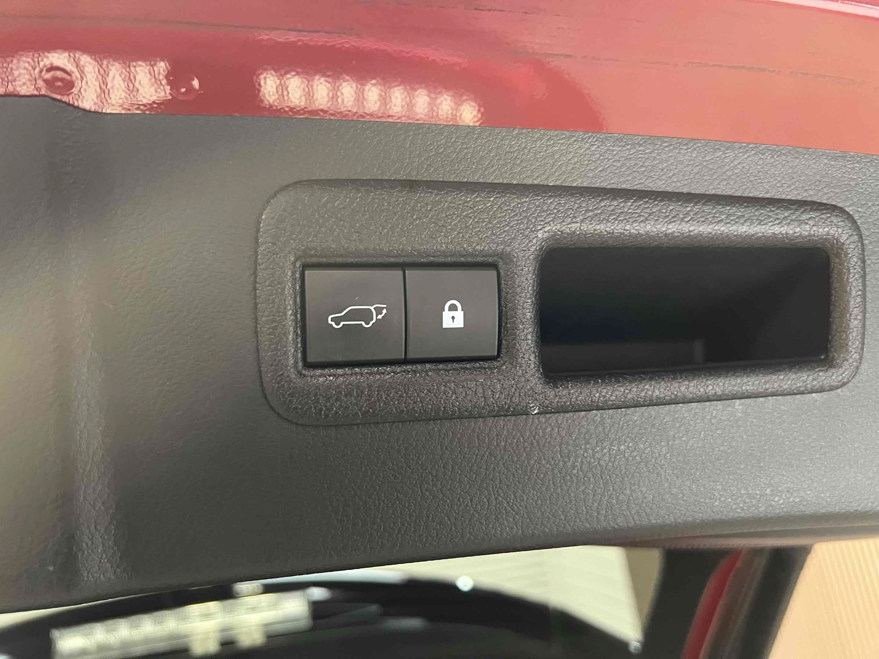 Used 2018 Lexus NX 300 FWD w/ Premium Package image 11