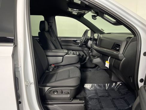 New 2025 Chevrolet Suburban LS image 16