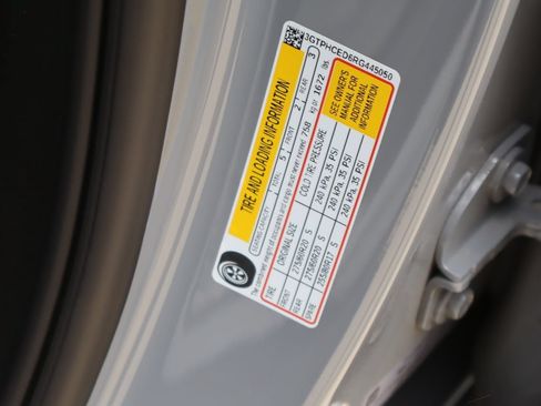 Used 2024 GMC Sierra 1500 Elevation w/ Elevation Premium Package RWD image 30