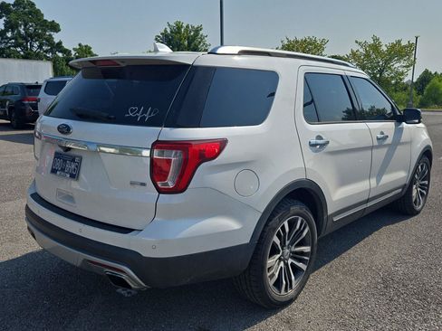 Used 2016 Ford Explorer Platinum AWD/4WD image 7