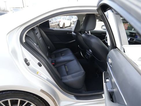 Used 2015 Lexus IS 250 image 31