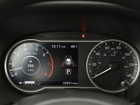 Used 2020 Nissan Kicks SV w/ Exterior Package image 11