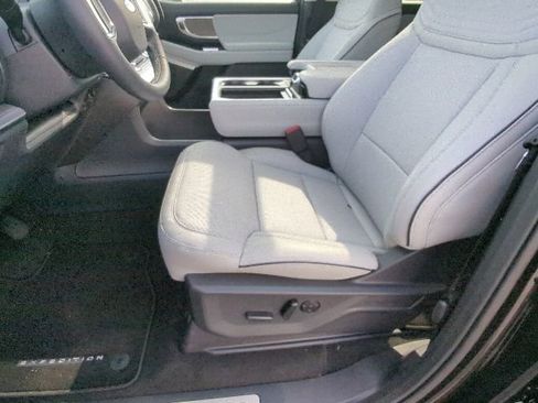 New 2026 Ford Expedition Max Platinum AWD/4WD image 13