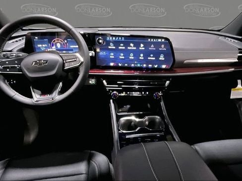 New 2026 Chevrolet Traverse Z71 w/ Driver Confidence Package AWD/4WD image 9