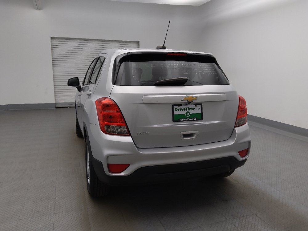 Used 2020 Chevrolet Trax LS FWD image 6