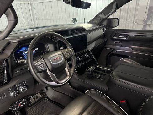 Used 2024 GMC Sierra 1500 AT4X image 30