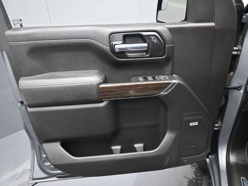 Used 2020 Chevrolet Silverado 1500 LT Trail Boss image 13