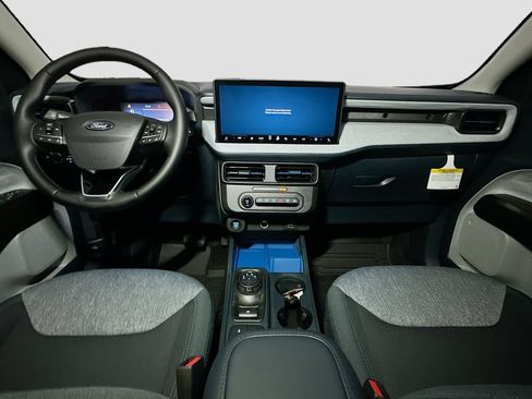 New 2026 Ford Maverick XLT w/ XLT Luxury Package FWD image 6