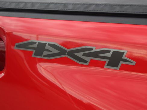 Used 2025 Chevrolet Silverado 2500 Custom w/ Custom Value Package image 14